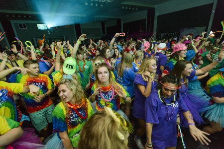 Morale and Blue Team dancing at the 2016 University of Alabama Dance Marathon Main Event